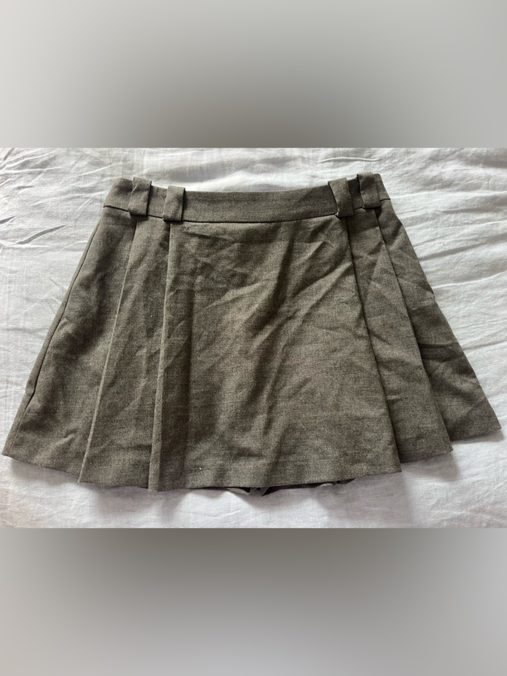 Pleated Mini Skirt in Heathered Gray